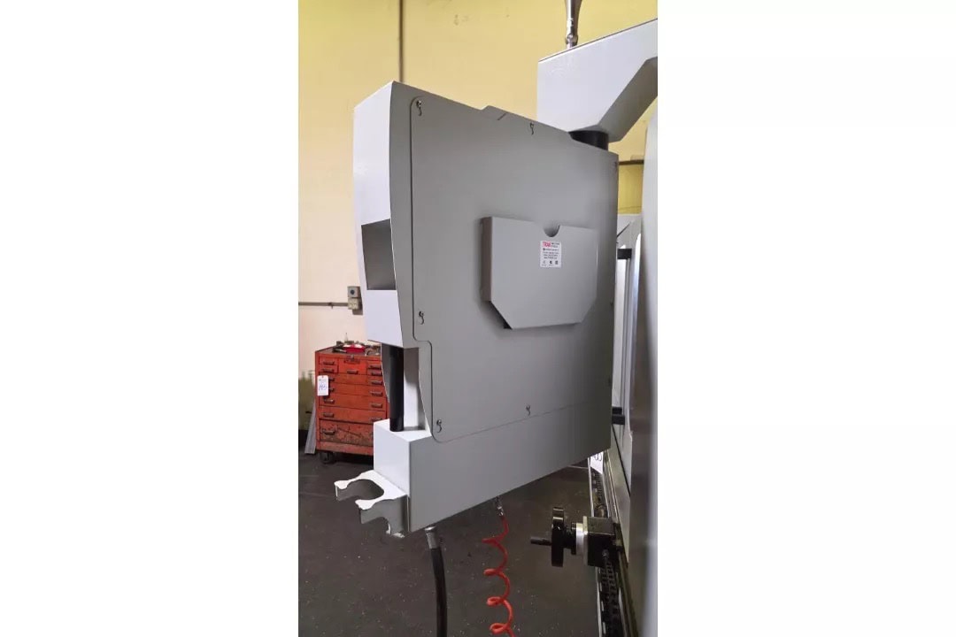 Southwestern Industries TRAK TMC10 CNC Vertical Machining Center, 2022 – ProtoTRAK RMX, 40.75" X Travel, 16-Tool ATC - Image 13