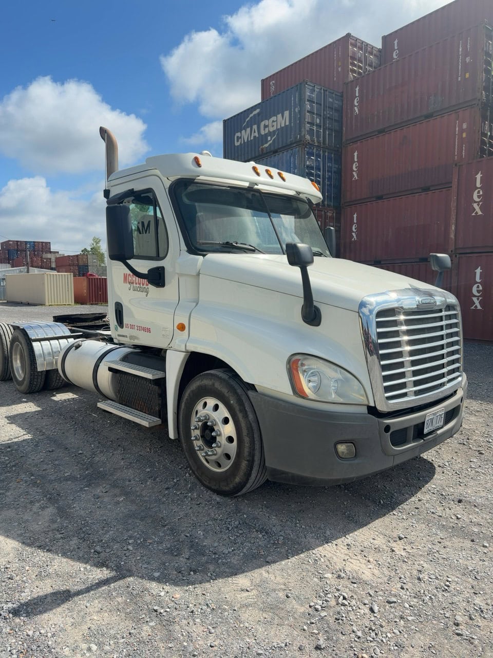 Freightliner Cascadia Day Cab Truck, 2012 - Image 15