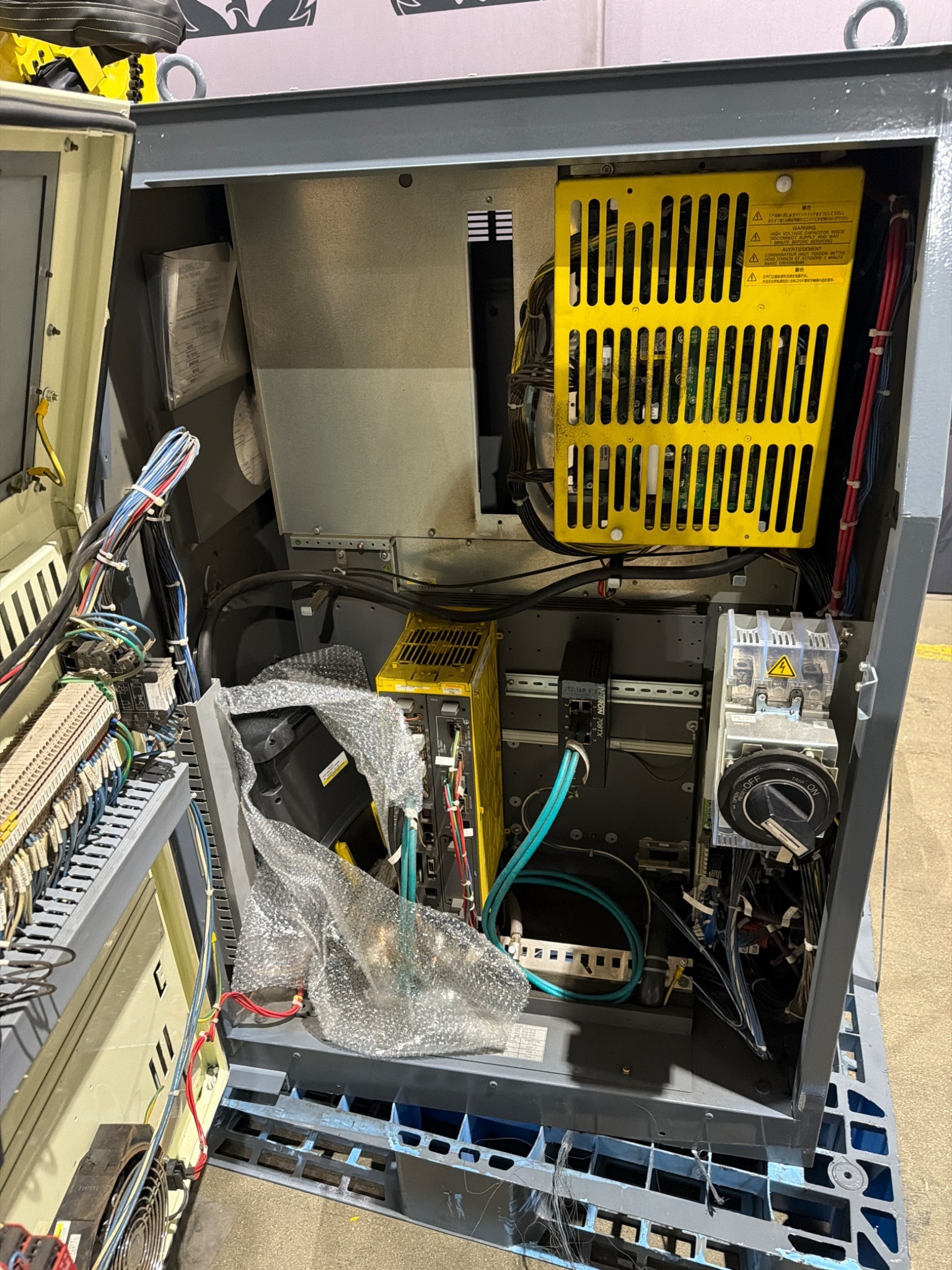 FANUC R-2000iC/210F Complete w/ R-30iB Controller, Refurbished! - Image 7