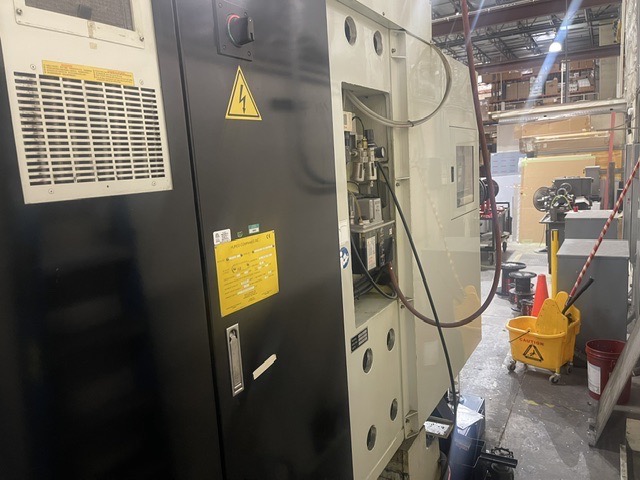 Hurco VMX-50 VMC, 2012 - WinMax Software, Chip Conveyor, Under Power - Image 20