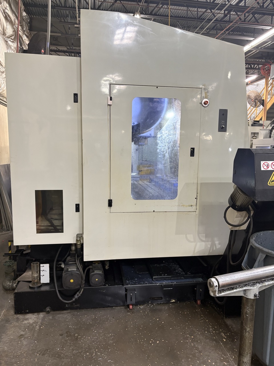 Hurco VMX-50 VMC, 2012 - WinMax Software, Chip Conveyor, Under Power - Image 23