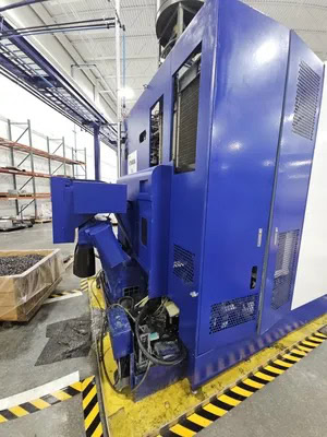 Kitamura My-Trunnion #4 5-Axis VMC, 2017 -Fanuc Series 30i CNC Controls , 50 Position Automatic Tool Changer, 20,000 RPM Spindle, Thru-Spindle Coolant - Image 3