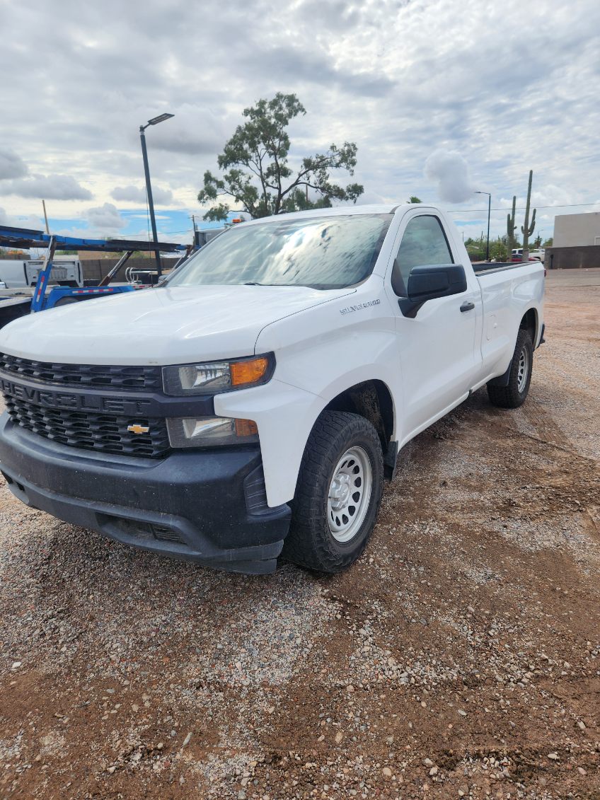Chevrolet Silverado Pickup Truck, 2020 – Standard Cab