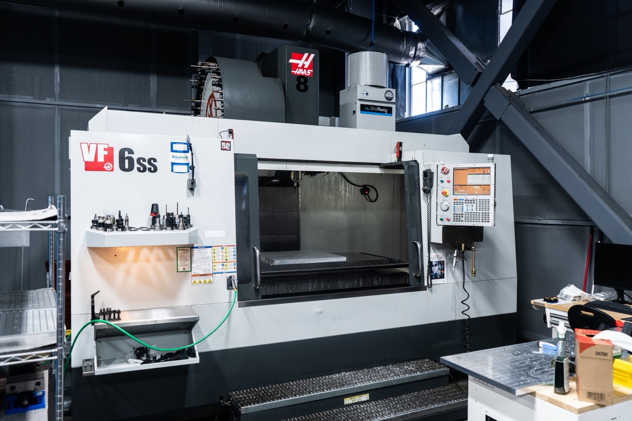 Haas VF-6SS VMC, 2011 - 5 Axis, Renishaw Probing, Coolant Through Spindle, Programmable Coolant