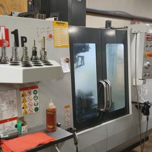 Haas, TM-1P Tool Room Mill, 2020 – Flood Coolant, Tooling Included, 2030 Cut Hours
