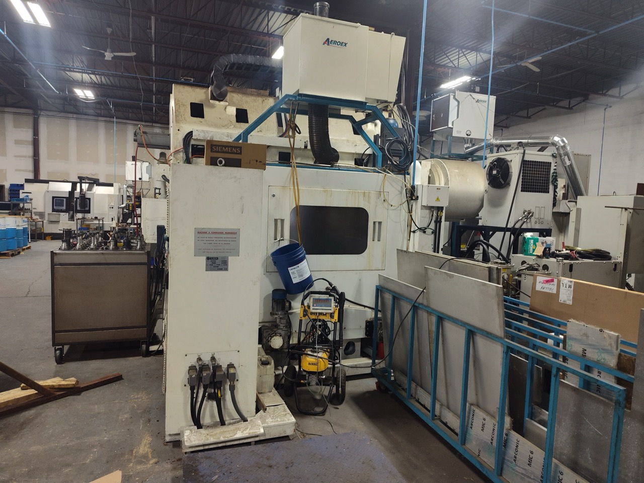 Huron NX40 Double Column Bridge Gantry Machining Center, 2013 - J30 High Pressure Through Spindle Coolant System, Chip Conveyor, Tooling, Siemens Sinumerik Control - Image 7