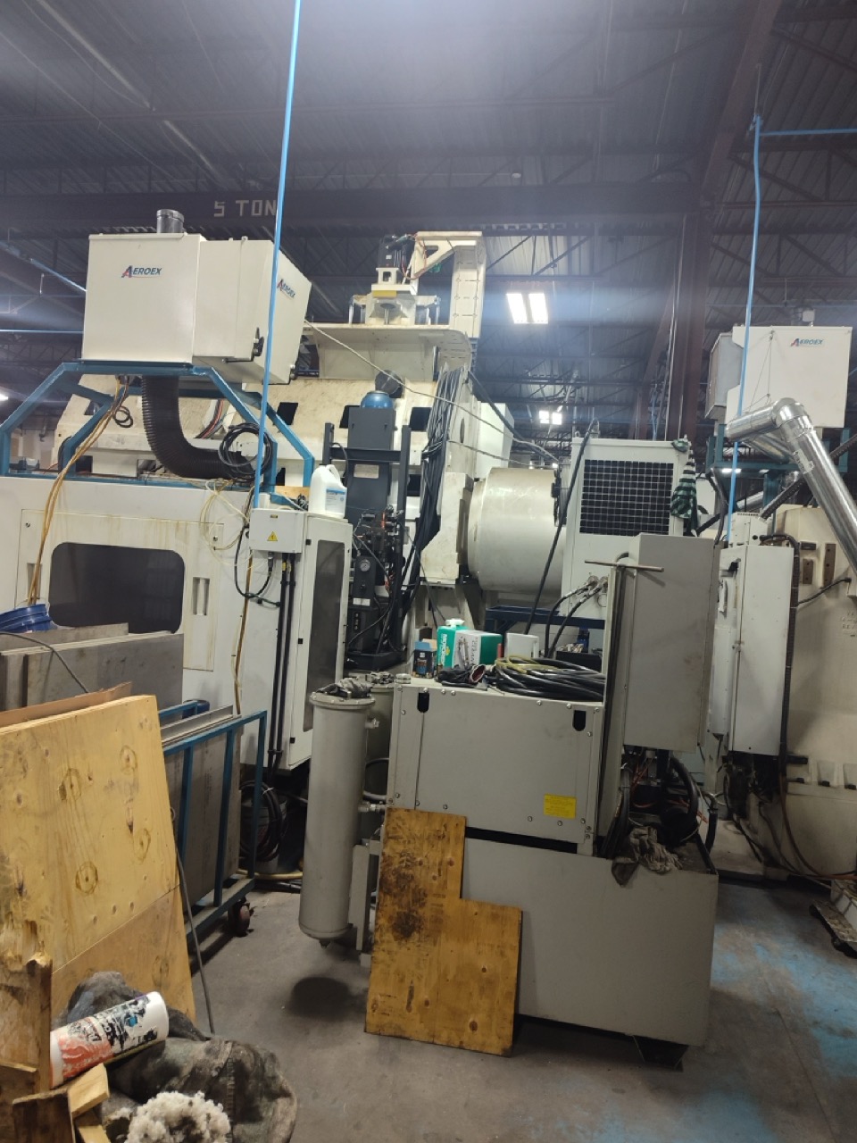 Huron NX40 Double Column Bridge Gantry Machining Center, 2013 - J30 High Pressure Through Spindle Coolant System, Chip Conveyor, Tooling, Siemens Sinumerik Control - Image 8