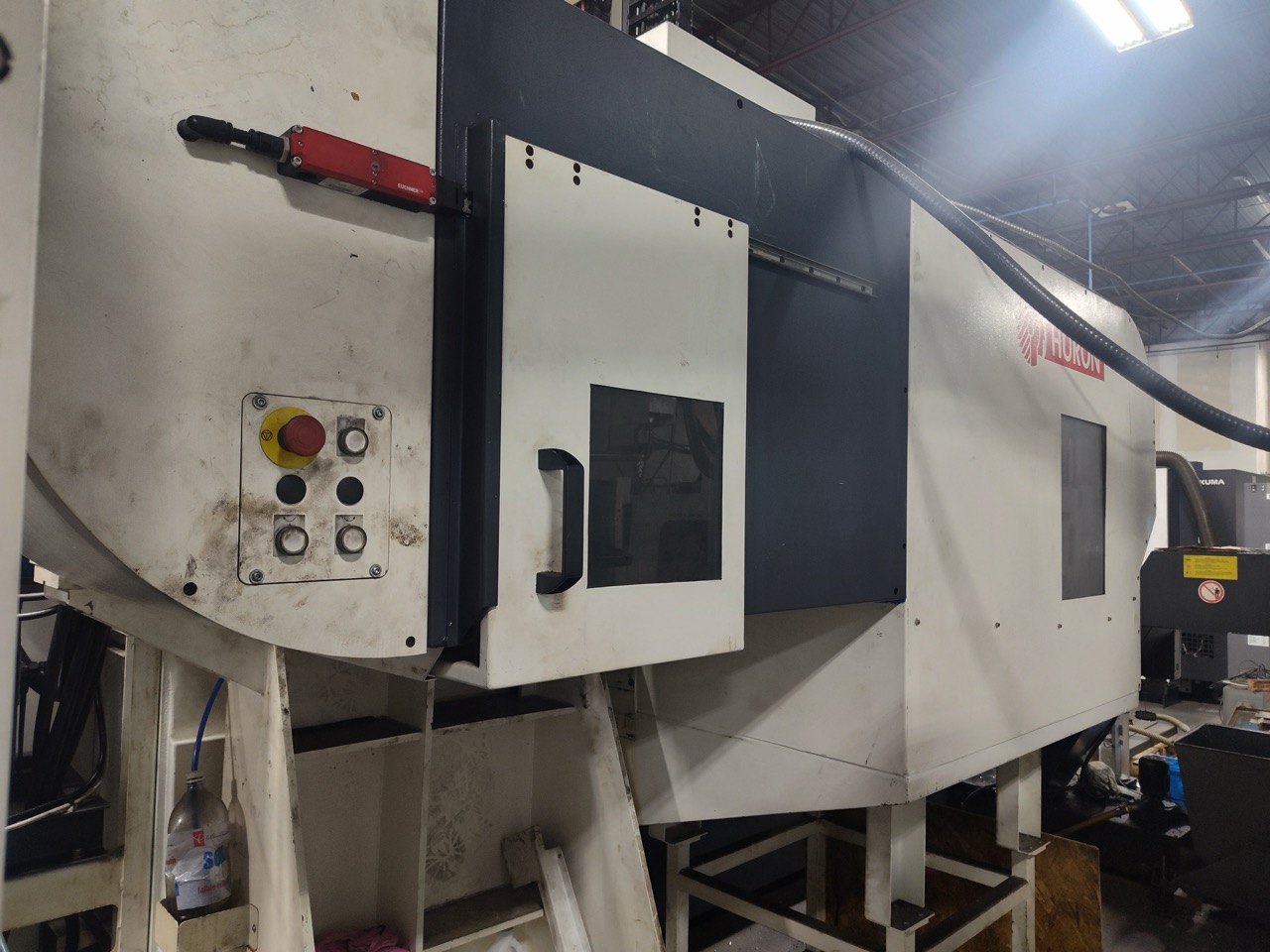 Huron NX40 Double Column Bridge Gantry Machining Center, 2013 - J30 High Pressure Through Spindle Coolant System, Chip Conveyor, Tooling, Siemens Sinumerik Control - Image 9