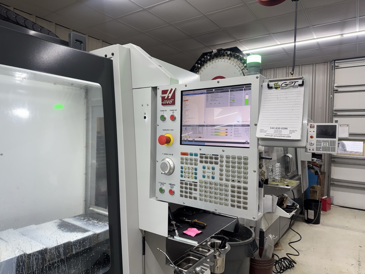 Haas VF-4 VMC, 2024 - 4th Axis Ready, Rigid Tap, High Speed Machining, Chip Auger - Image 2