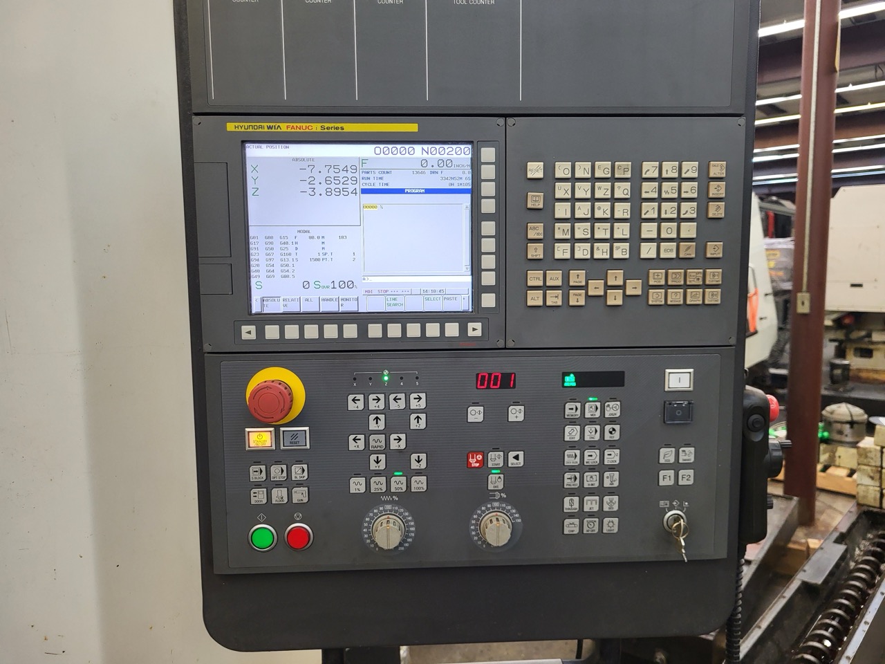 Hyundai WIA KF5600 VMC, 2018 - Fanuc, High Pressure Coolant, Chiller, Conveyor, Low Hours - Image 7