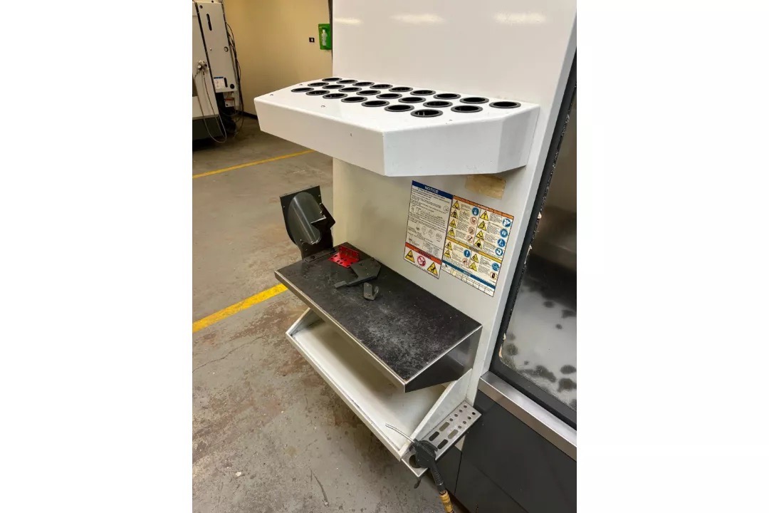 HAAS VF-3SS YT CNC Vertical Machining Center, 2010 - Image 22