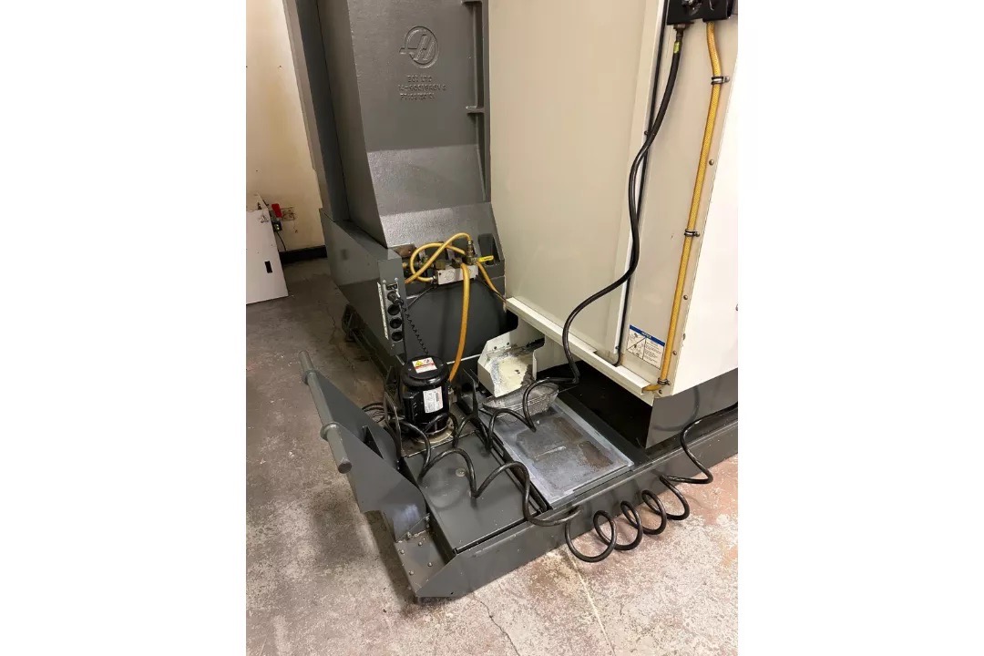 HAAS VF-3SS YT CNC Vertical Machining Center, 2010 - Image 24