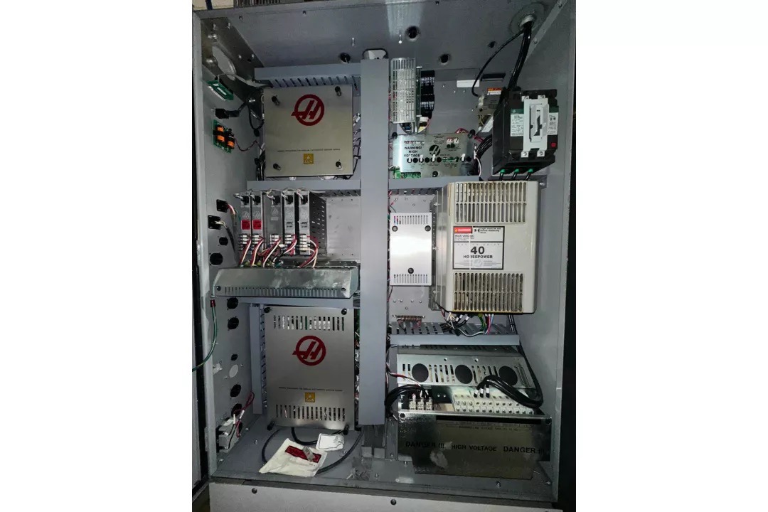 HAAS VF-3SS YT CNC Vertical Machining Center, 2010 - Image 33