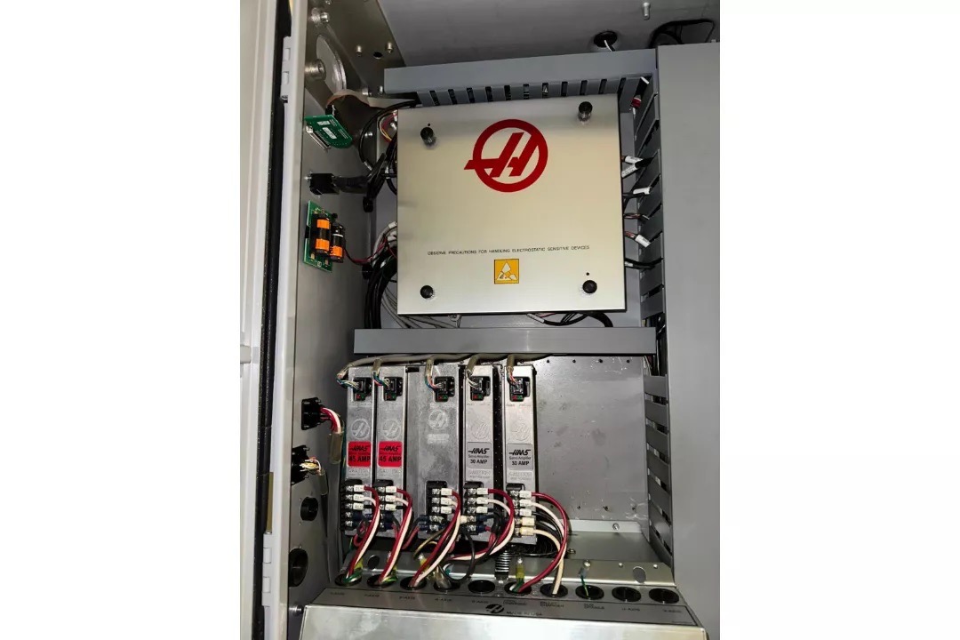 HAAS VF-3SS YT CNC Vertical Machining Center, 2010 - Image 34