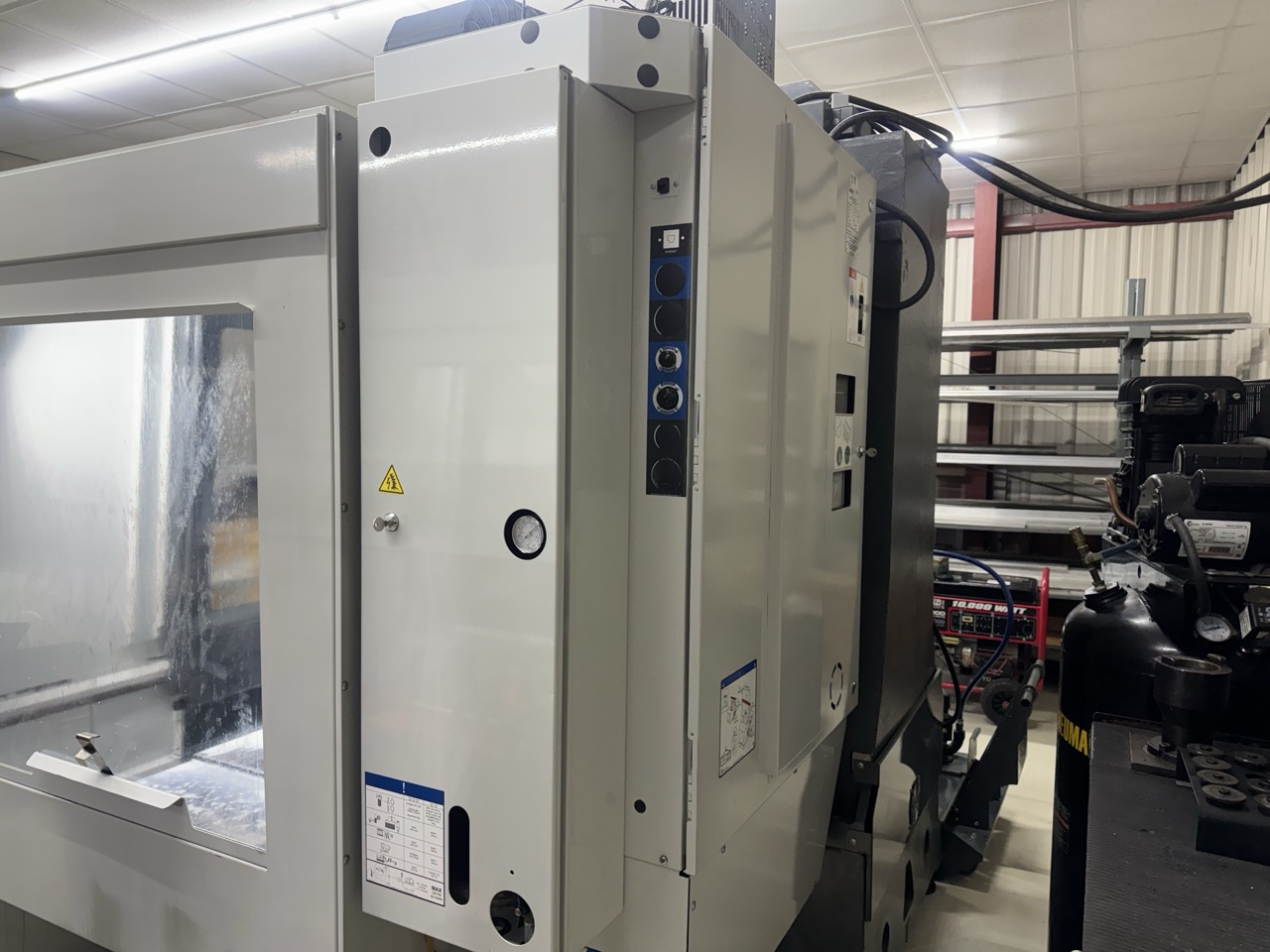 Haas VF-4 VMC, 2024 - 4th Axis Ready, Rigid Tap, High Speed Machining, Chip Auger - Image 6