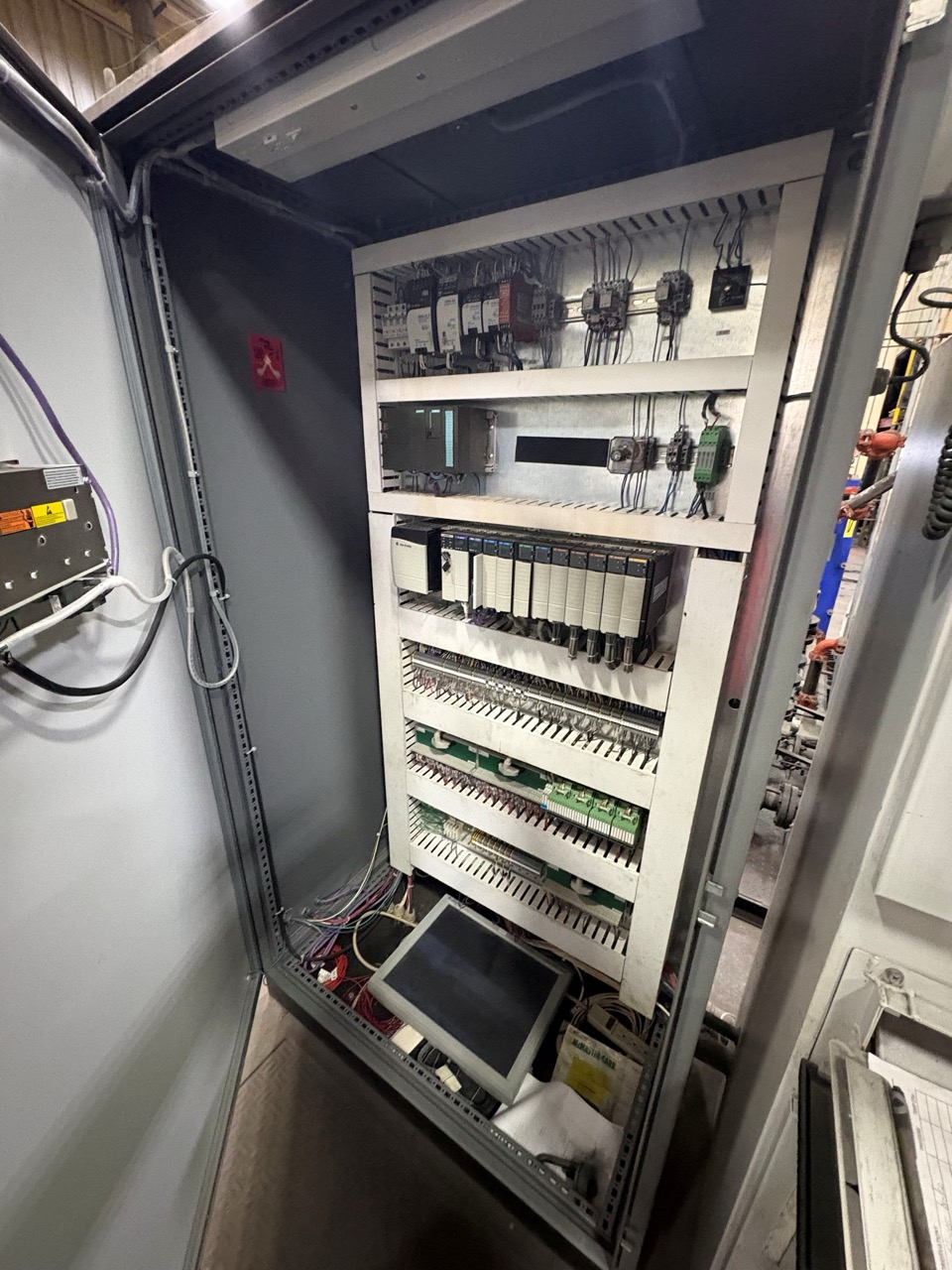 Consarc 450 Lb. ESR/VAR Vacuum Remelt Ingot Furnace, 2010 - 8" Max Ingot Diameter, 450 Lb. Capacity, 480V - Image 3