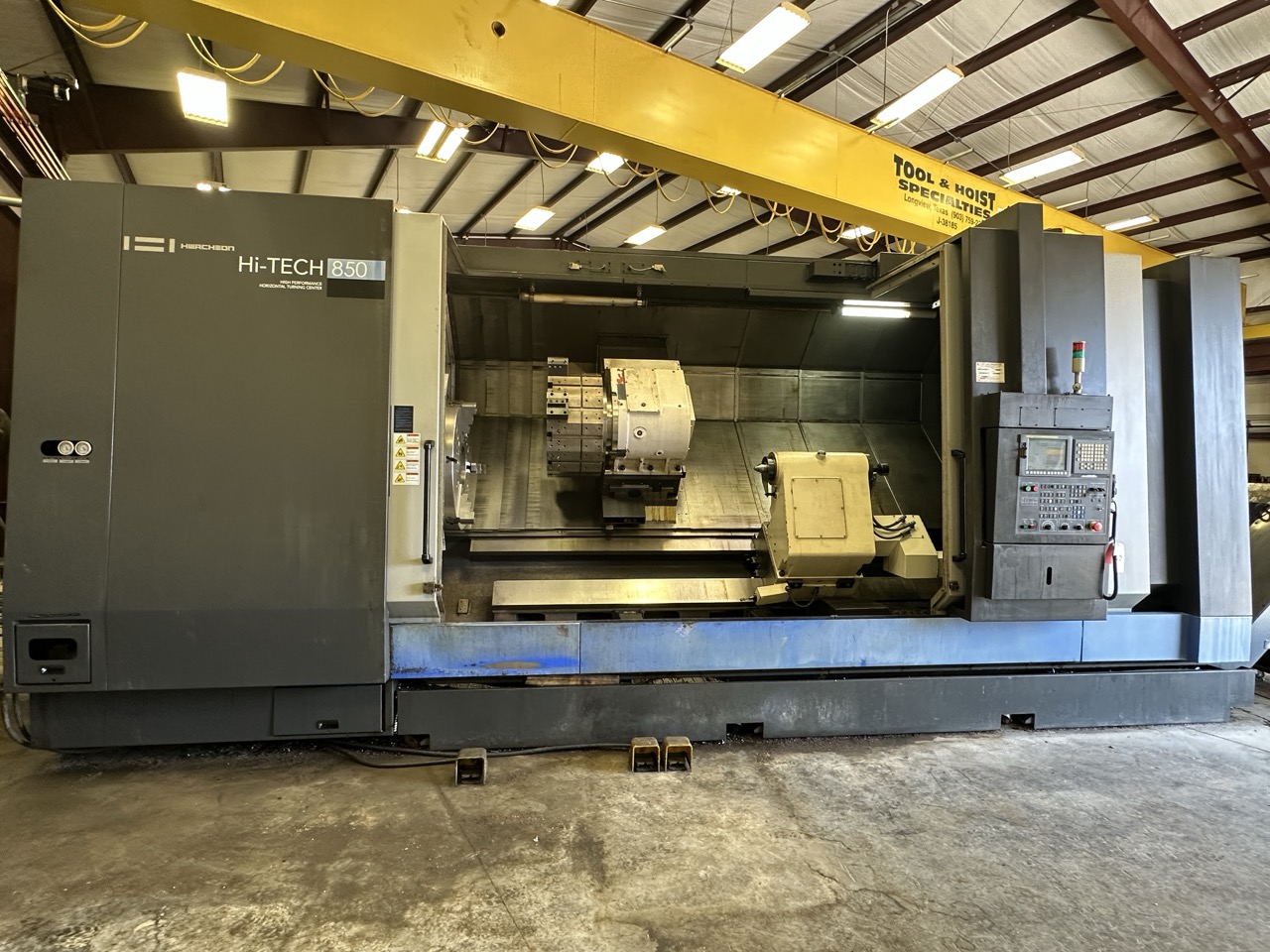 Hwacheon Hi-Tech 850L CNC Lathe, 2013 - 32" Chuck, Tailstock, Chip Conveyor, Tool Presetter - Image 3