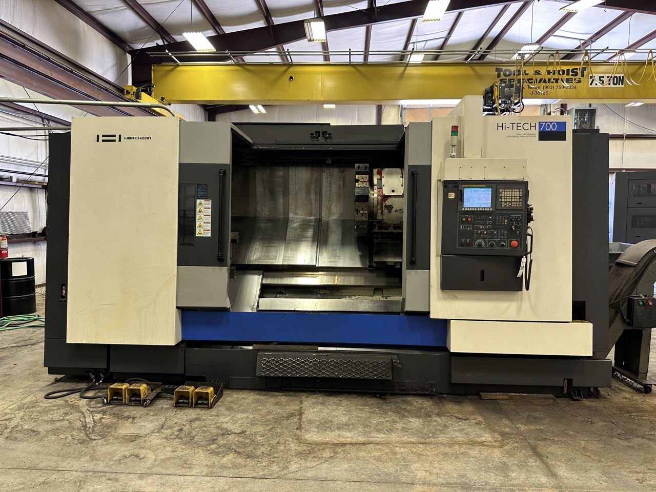 Hwacheon Hi-Tech 700 CNC Lathe, 2012 - 24" Chuck, Tailstock, Chip Conveyor, Tool Presetter - Image 2