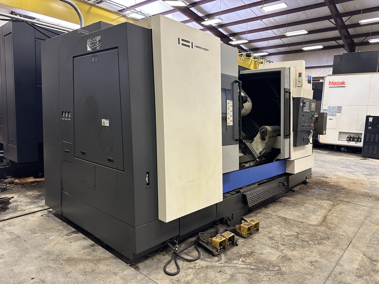 Hwacheon Hi-Tech 700 CNC Lathe, 2012 - 24" Chuck, Tailstock, Chip Conveyor, Tool Presetter - Image 3