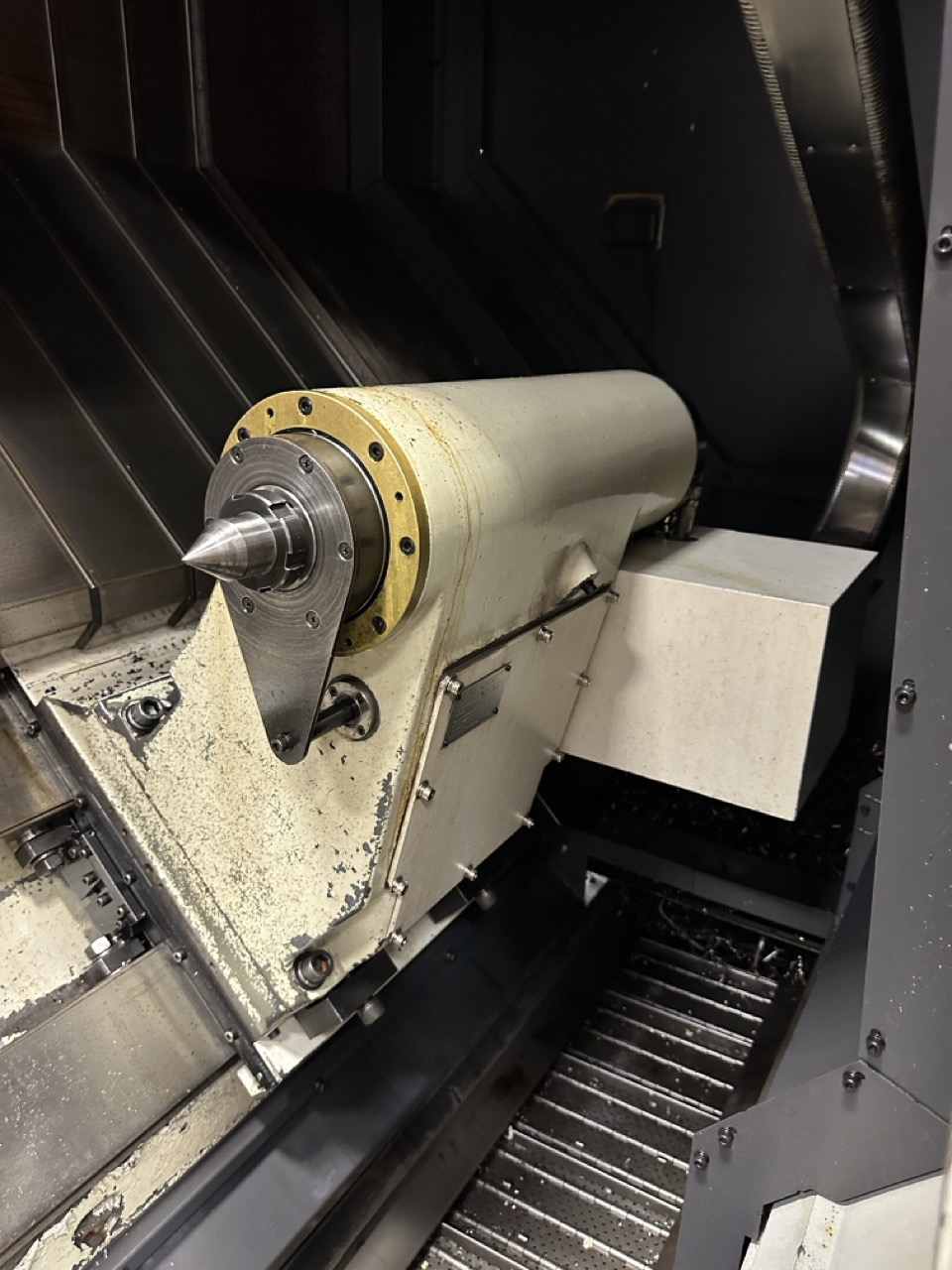 Hwacheon Hi-Tech 700 CNC Lathe, 2012 - 24" Chuck, Tailstock, Chip Conveyor, Tool Presetter - Image 16