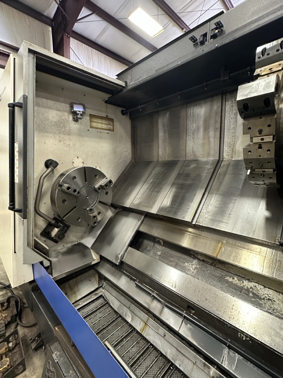 Hwacheon Hi-Tech 700 CNC Lathe, 2012 - 24" Chuck, Tailstock, Chip Conveyor, Tool Presetter - Image 24