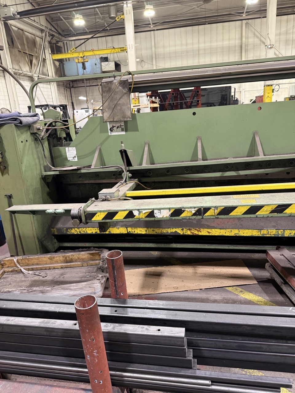 1/4" x 12' Betenbender 12-1/4 Hydraulic Power Shear, 2007 - Adjustable Blade Gap, Powered Back Gauge - Image 9