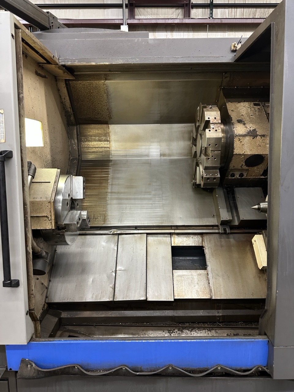 Hwacheon Hi-Tech 550B CNC Lathe, 2013 - 18" Chuck, Tailstock, Chip Conveyor, Tool Presetter - Image 10