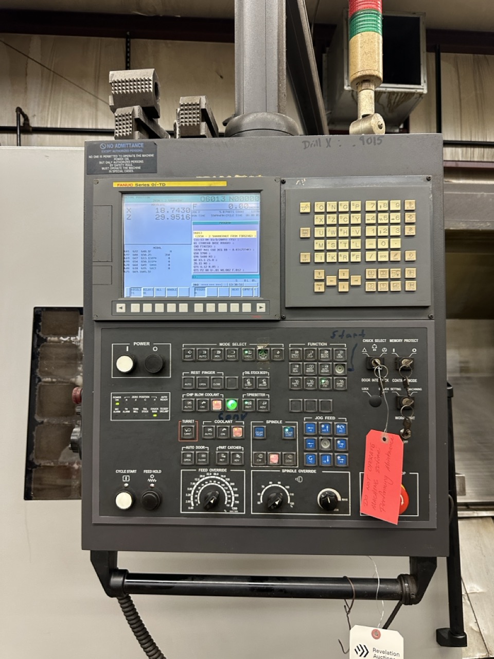 Hwacheon Hi-Tech 550B CNC Lathe, 2013 - 18" Chuck, Tailstock, Chip Conveyor, Tool Presetter - Image 21