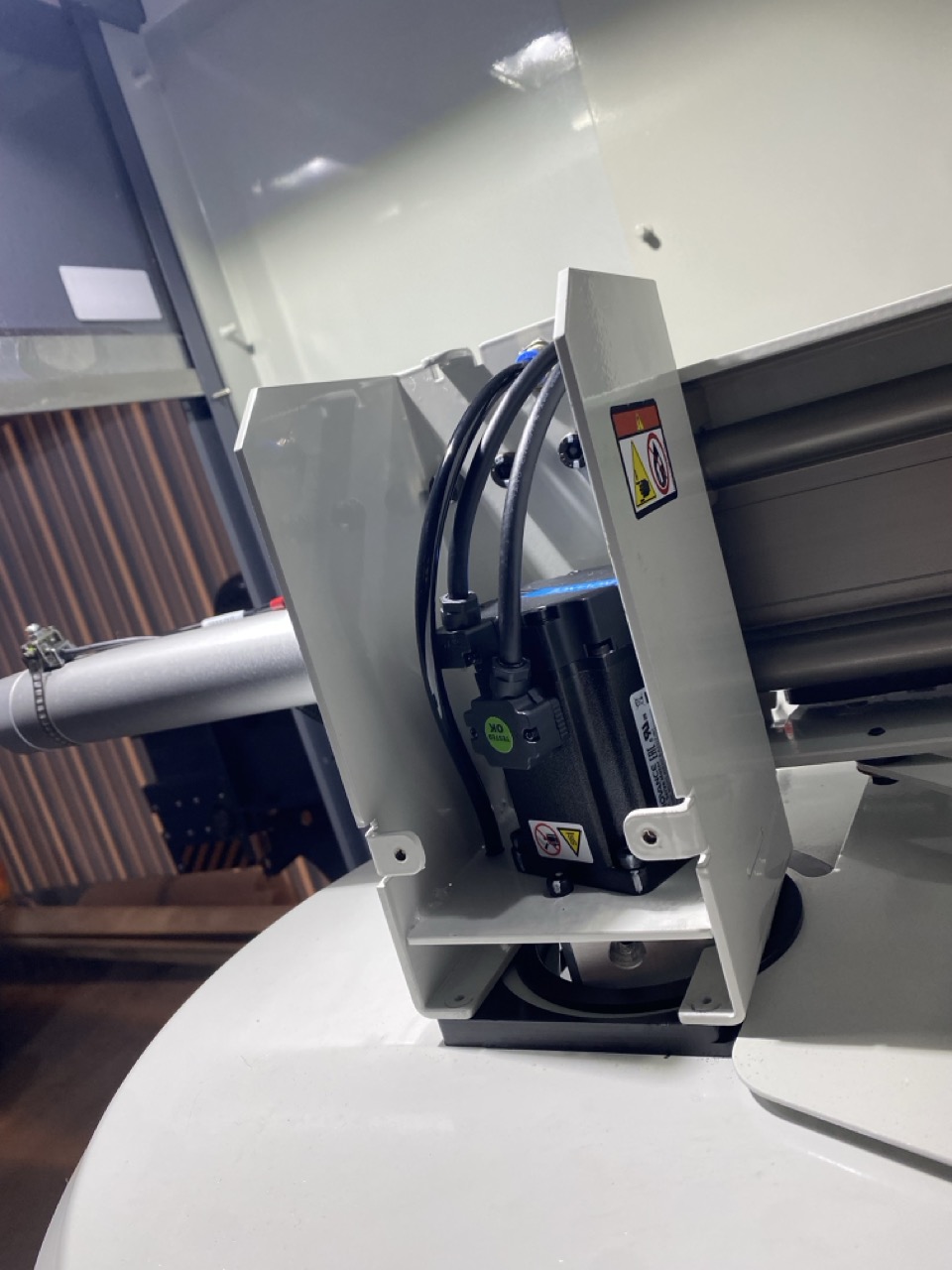 Tormach 1500MX VMC, 2025 - Chip Conveyor - Image 9