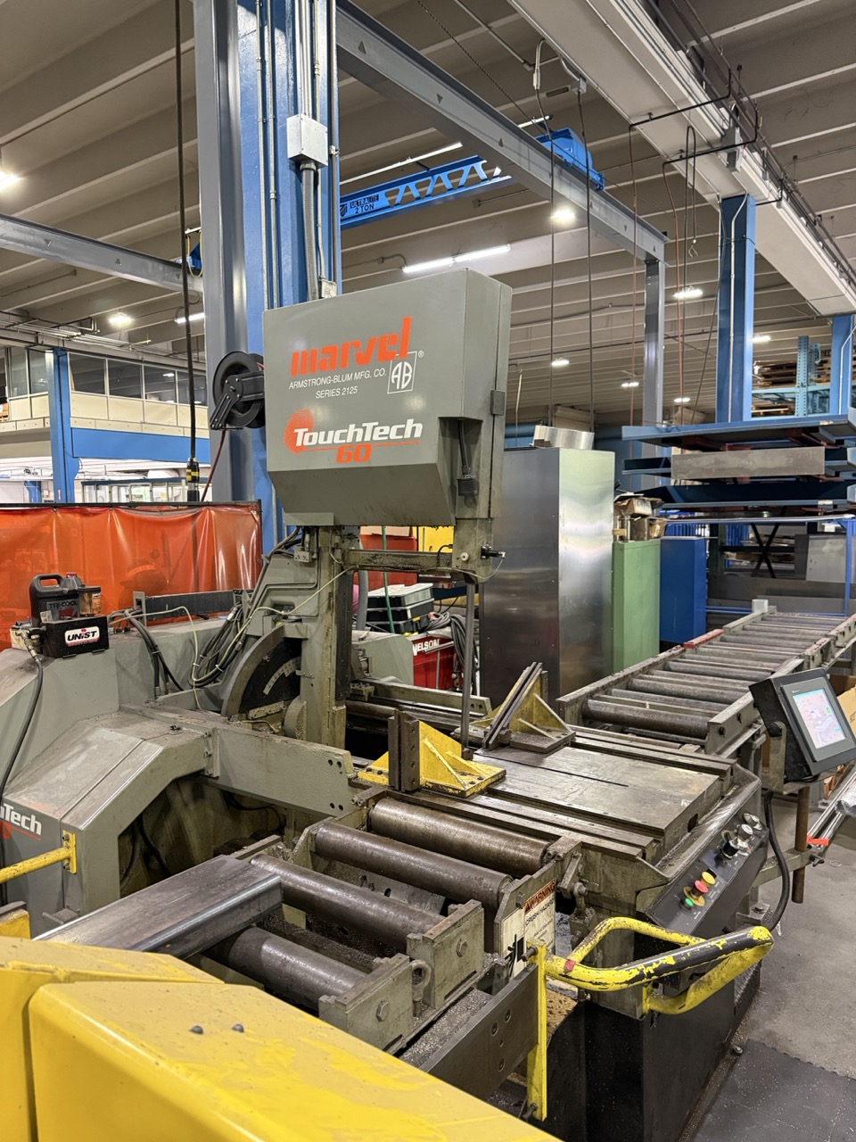 25" x 20" Marvel E2125TS TouchTech 60 Automatic Horizontal Bandsaw, 2001 - Image 4