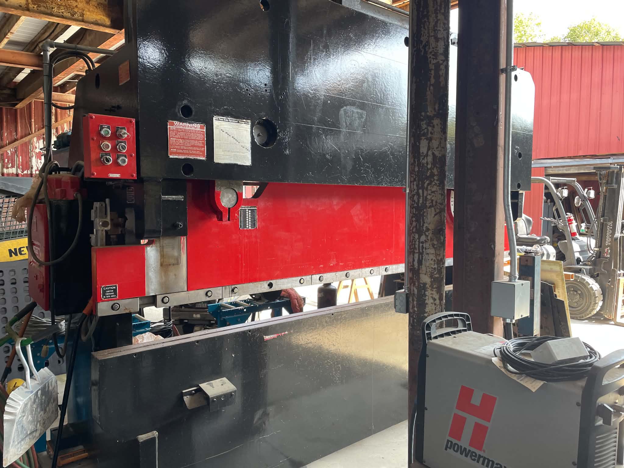200 Ton x 12' 200-12H HTC Hydraulic Press Brake, 1980 - Image 4