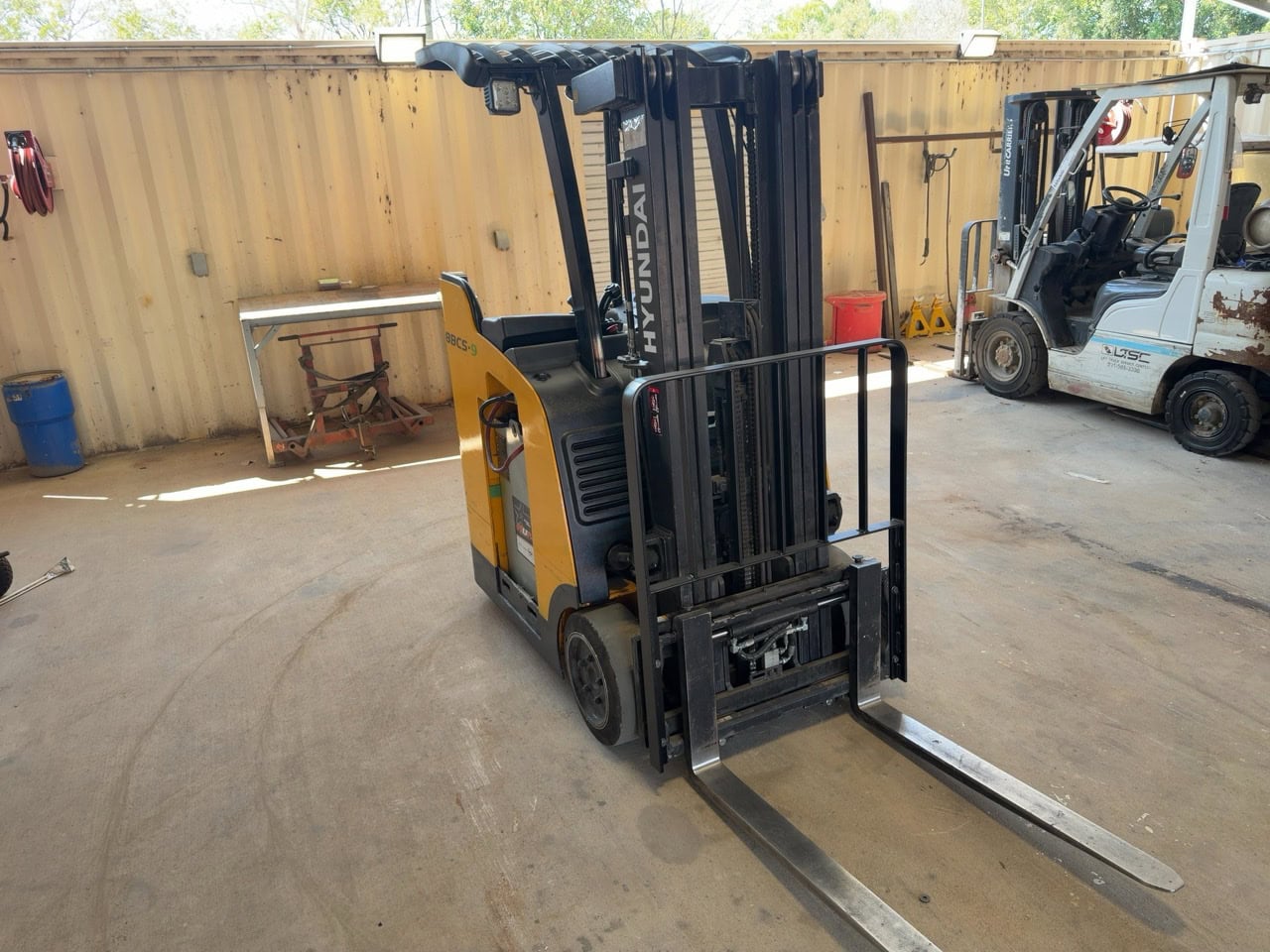 Hyundai 18BCS-9 Forklift, 2015 - Image 18
