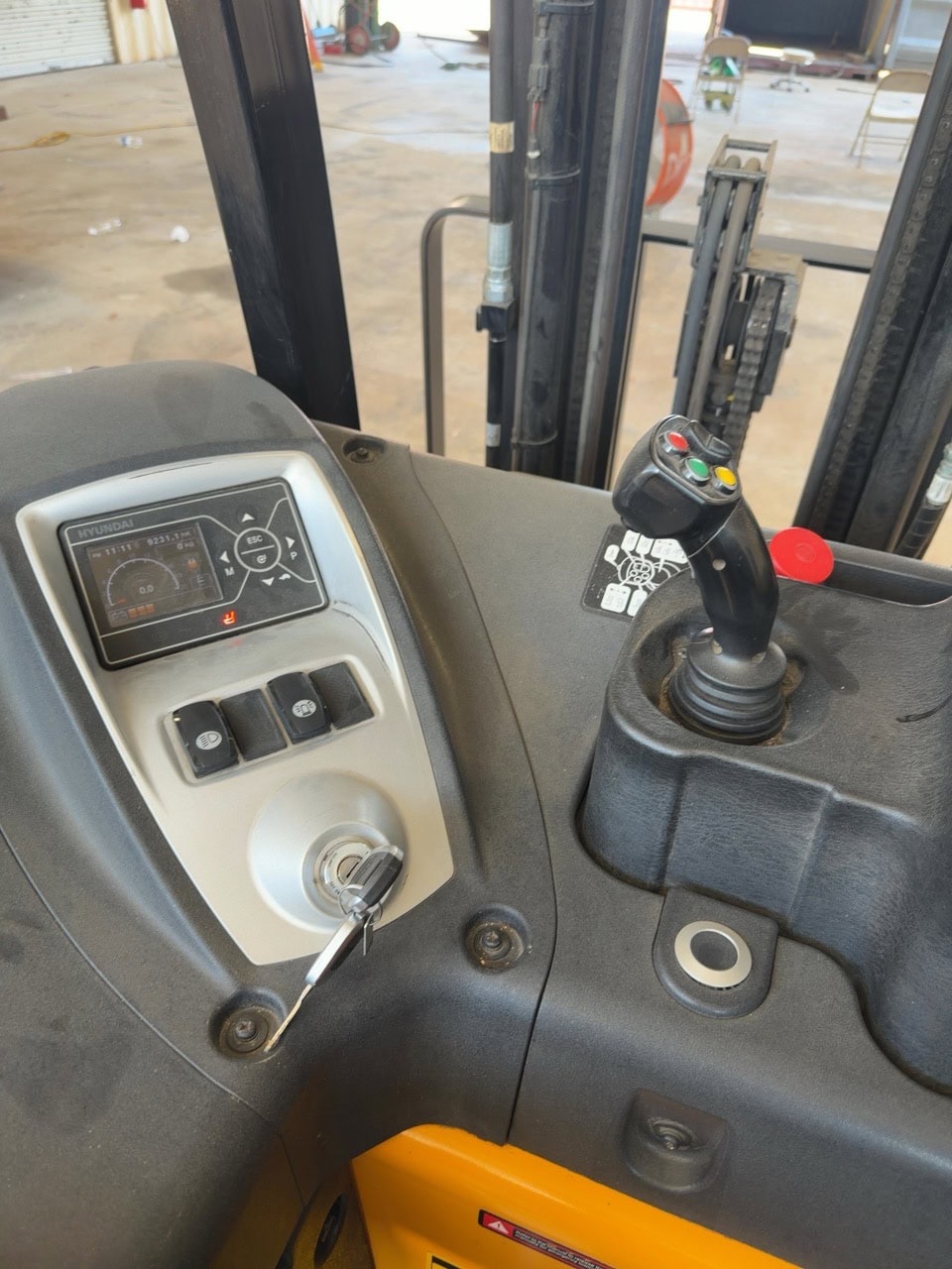 Hyundai 18BCS-9 Forklift, 2015 - Image 24