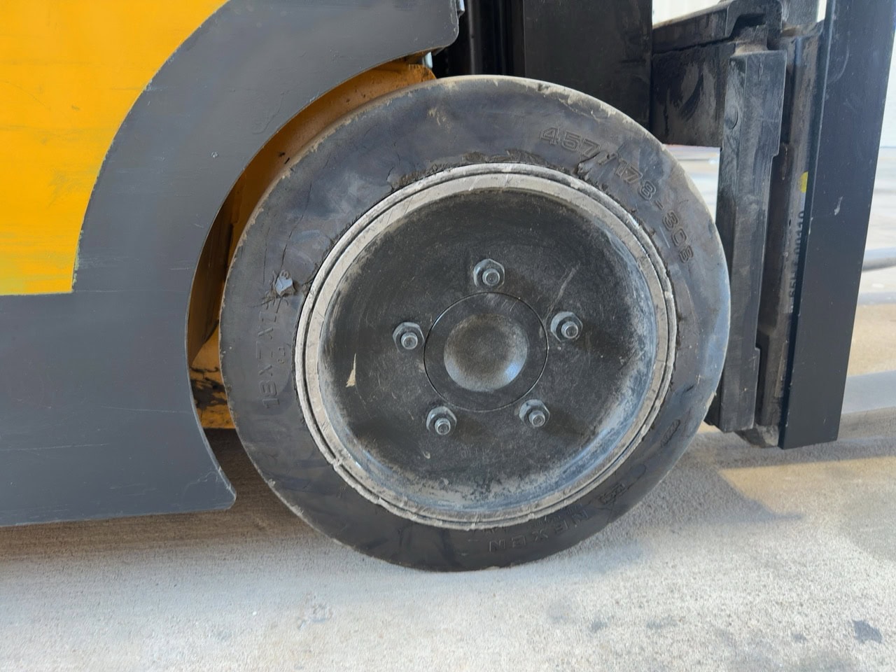 Hyundai 18BCS-9 Forklift, 2015 - Image 46