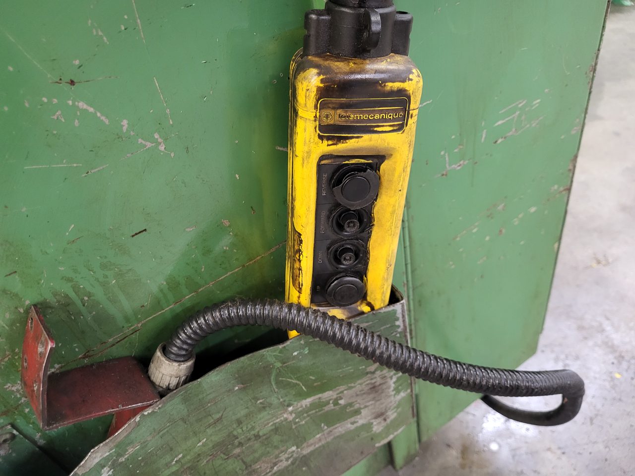 1/4" X 12' Cincinnati Model 250hs Hydraulic Shear; Back Gauge