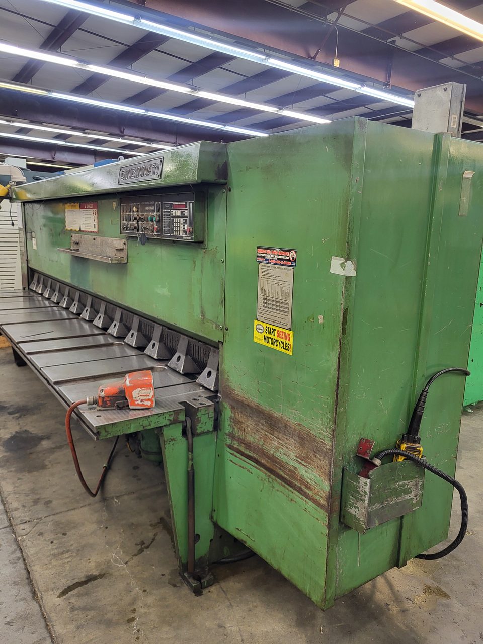 1/4" X 12' Cincinnati Model 250hs Hydraulic Shear; Back Gauge
