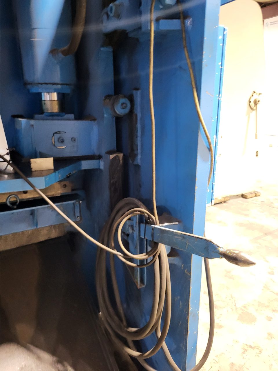 10' X 1/2" KRRAS RAS 3013 Hydraulic Shear, 2008