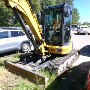 XCMG XE55U 5.5-Ton Mini Excavator, 2025 – 41.2 HP Diesel, Enclosed Cab, Hydraulic Thumb, Aux Hydraulics