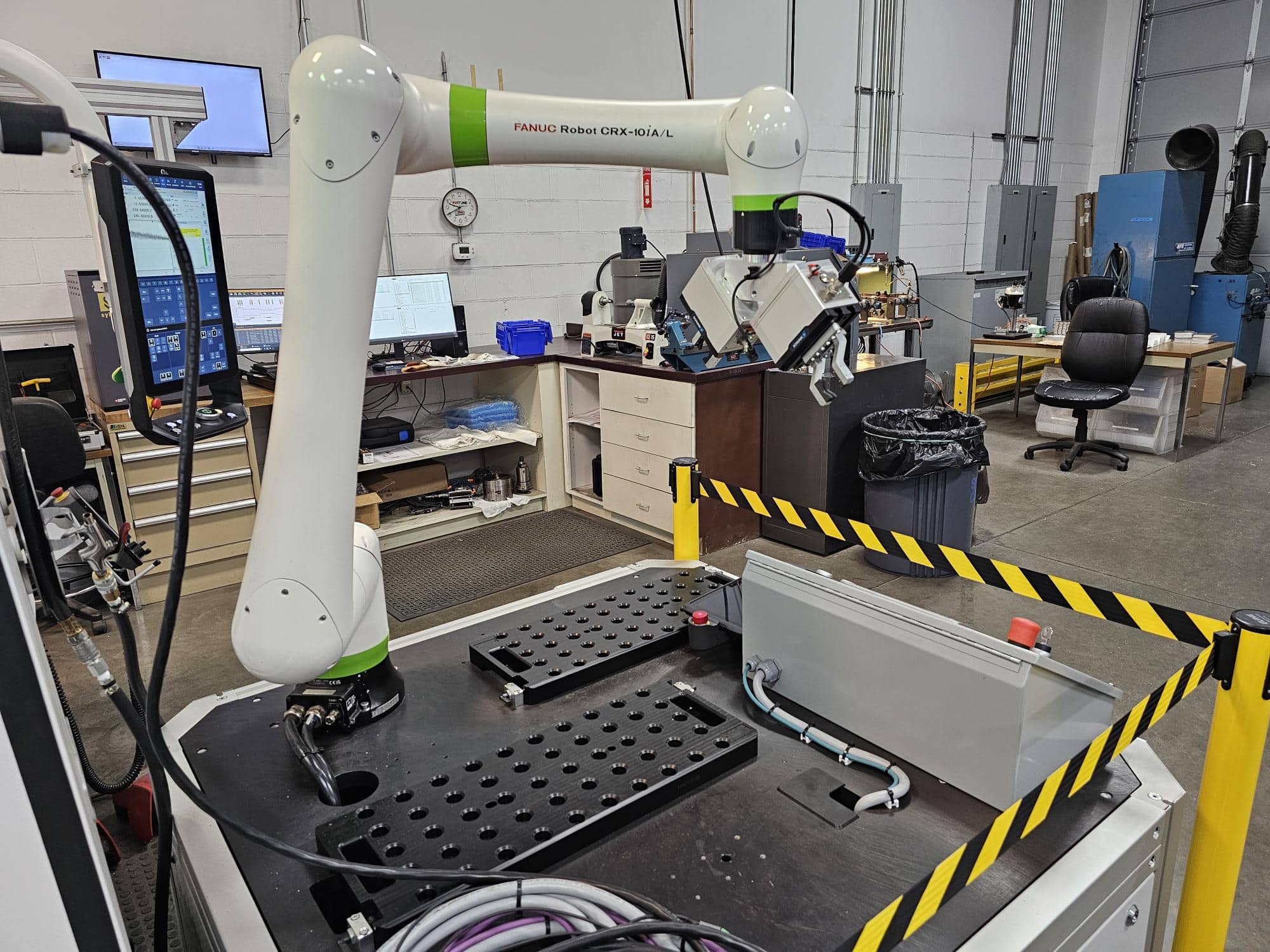 Fanuc CRX-10i A/L Cobot, 2022 - Available Immediately, Low Hours - Image 2
