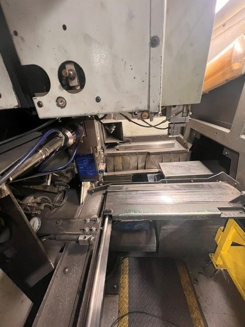 2000 Watt BLM Adige LT Fiber Tube Laser, 2011 - Bundle Loader
