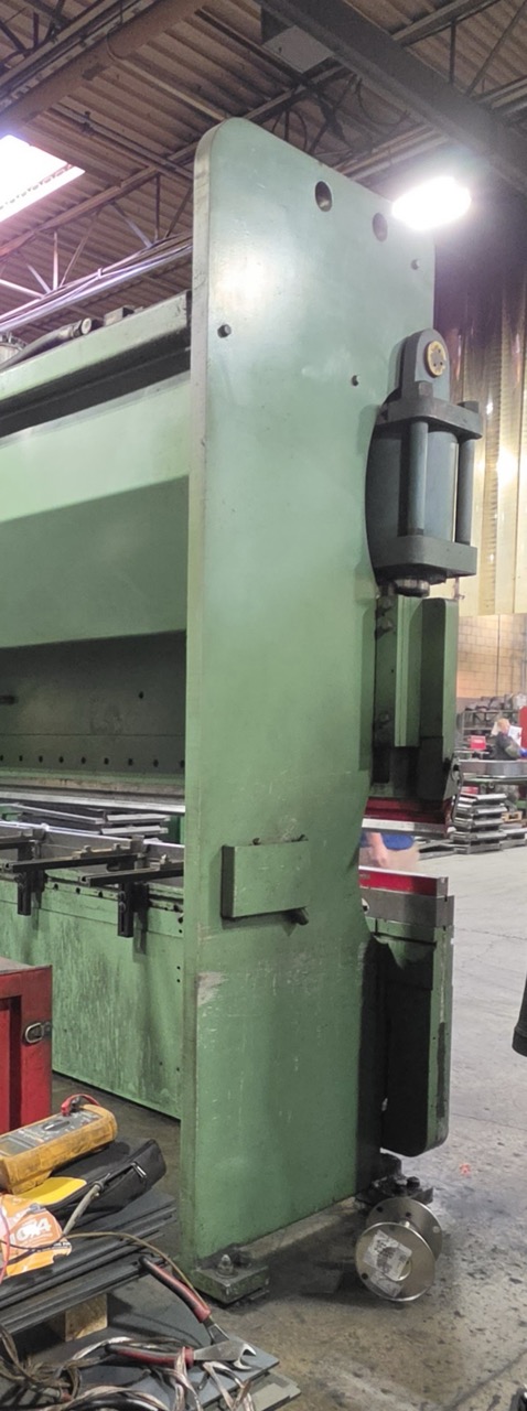 175 Ton x 12' Cincinnati 175-12 Hydraulic Press Brake - Image 7
