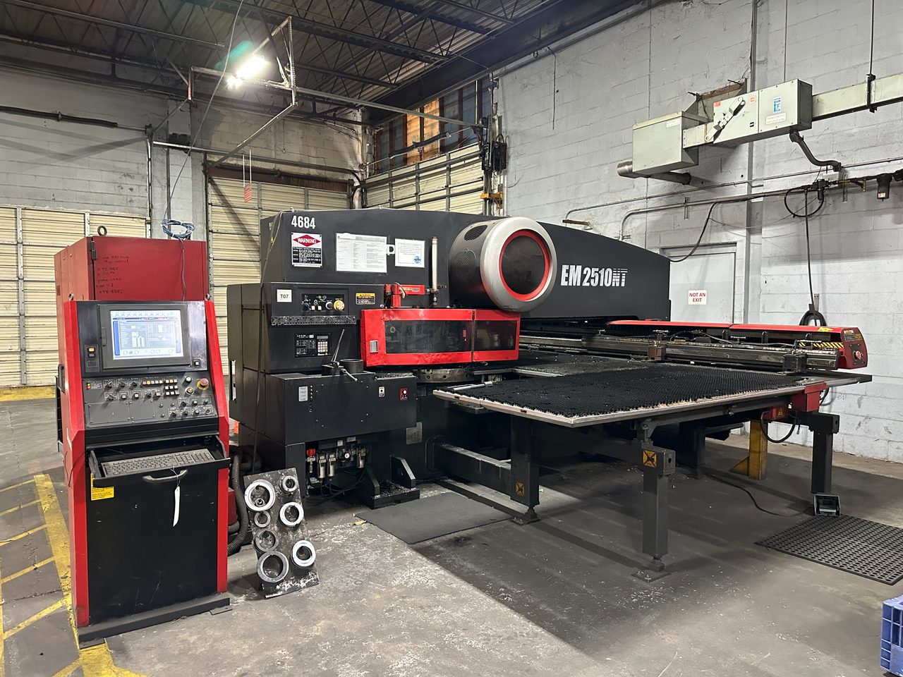 22 Ton Amada EM 2510NT CNC Turret Punch, 2004
