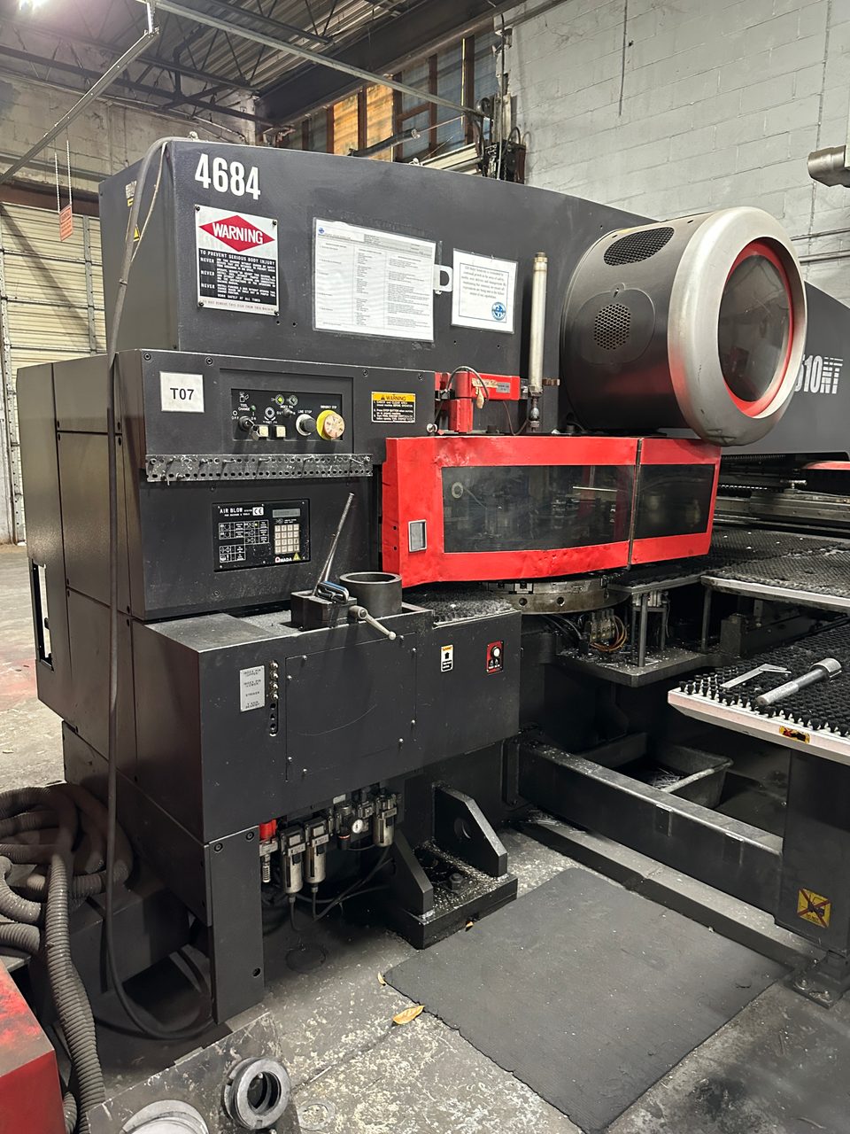 22 Ton Amada EM 2510NT CNC Turret Punch, 2004
