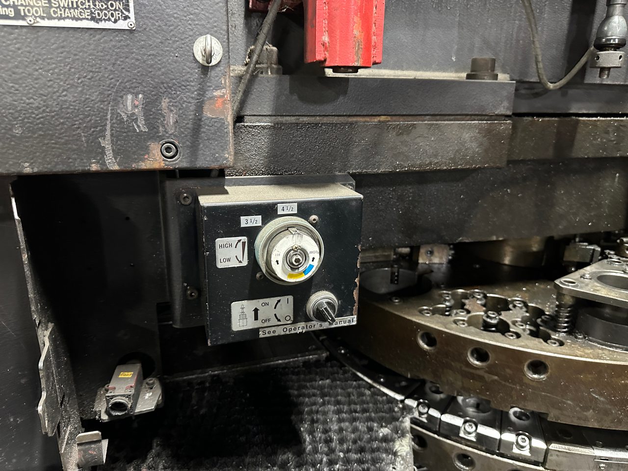 22 Ton Amada EM 2510NT CNC Turret Punch, 2004