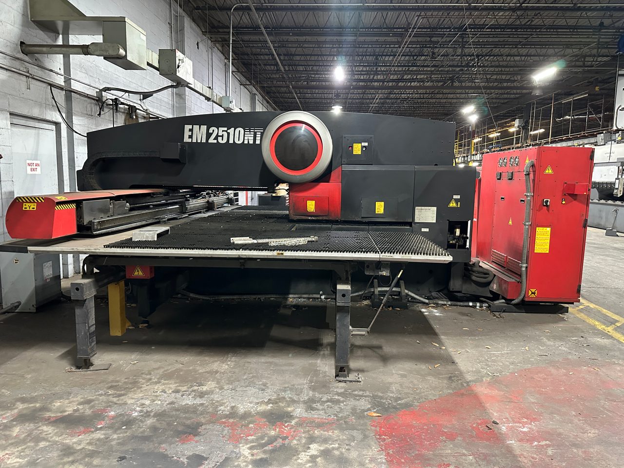 22 Ton Amada EM 2510NT CNC Turret Punch, 2004