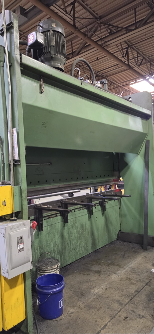 175 Ton x 12' Cincinnati 175-12 Hydraulic Press Brake - Image 4