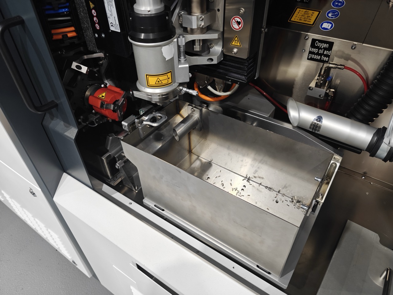 150 Watt Coherent StarCut Tube ML Precision Fiber Laser Tube Cutting System, 2024 - 150W StarFiber 150P, FMB Turbo 2-20 P Bar Loader, Fume Extraction - Image 5