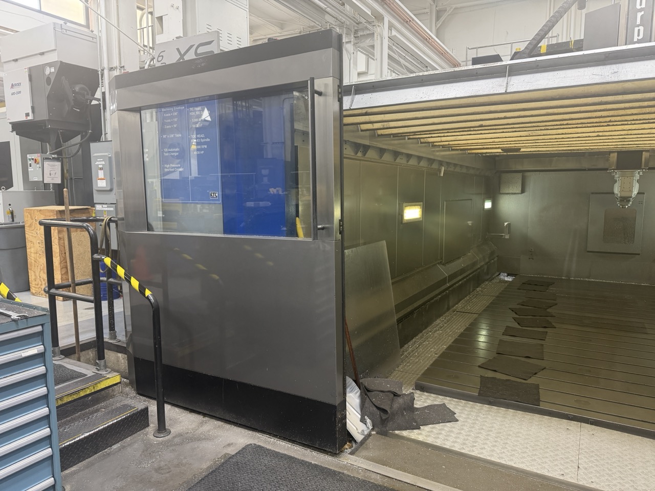 Parpas XS63 5-Axis Gantry Mill, 2011 - TSC, Renishaw Probe, Dual Chip Conveyors, 120 ATC - Image 9