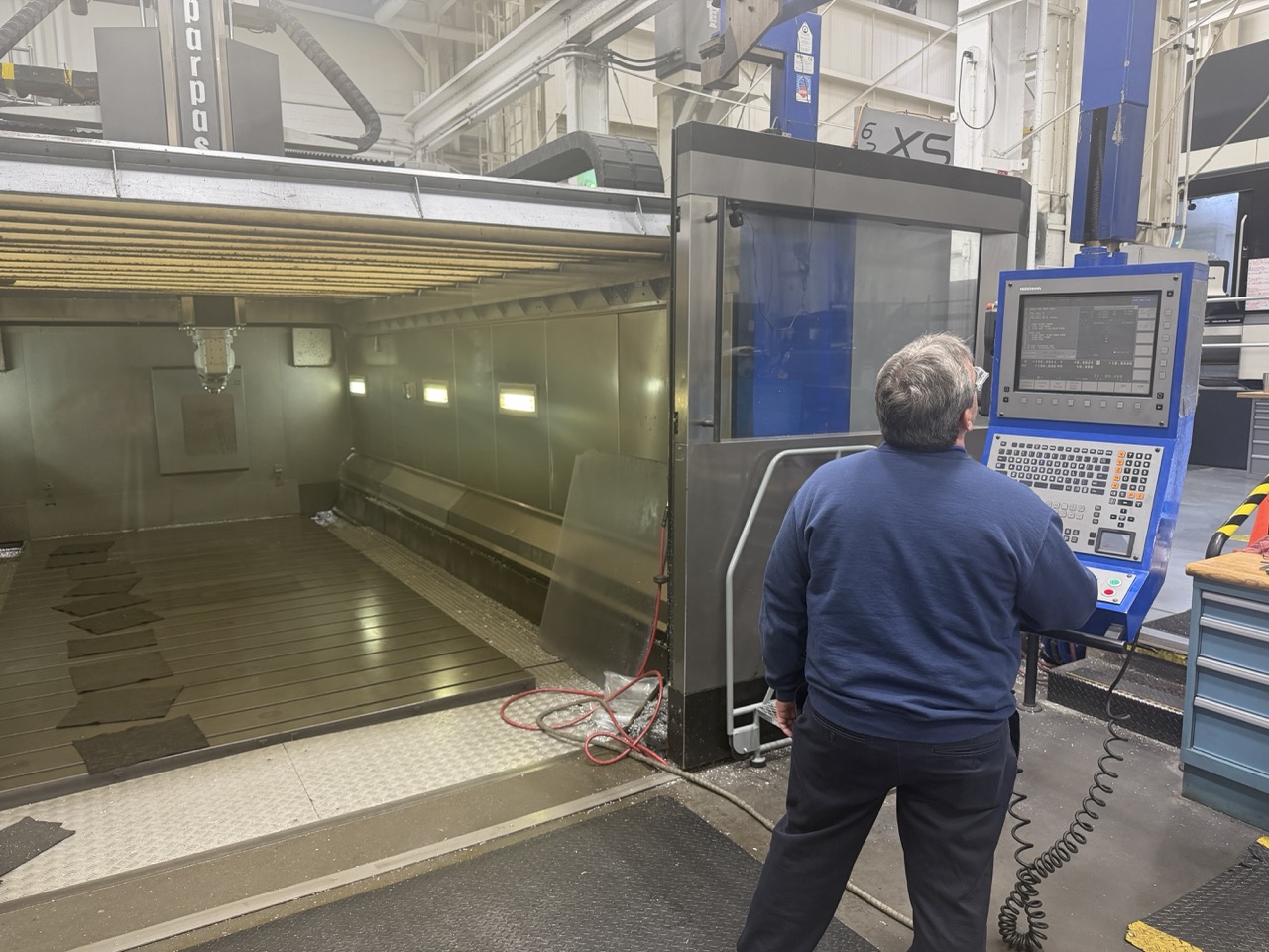 Parpas XS63 5-Axis Gantry Mill, 2011 - TSC, Renishaw Probe, Dual Chip Conveyors, 120 ATC - Image 10