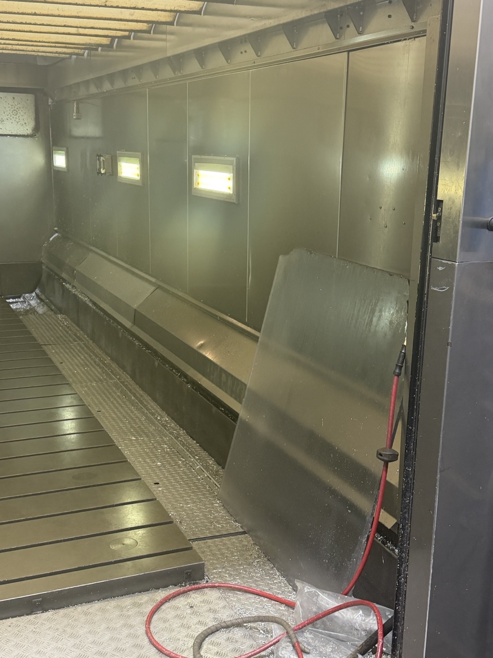 Parpas XS63 5-Axis Gantry Mill, 2011 - TSC, Renishaw Probe, Dual Chip Conveyors, 120 ATC - Image 17